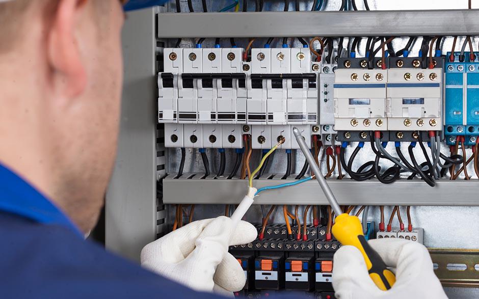 électricien maintenance Saint-Nom-la-Bretèche
